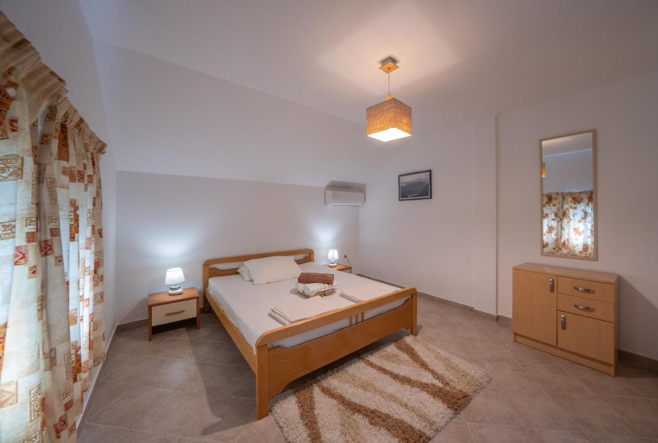 Villa Amfora Lipci Екстериор снимка