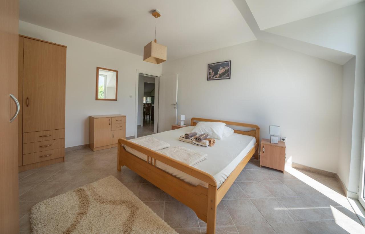 Villa Amfora Lipci Екстериор снимка