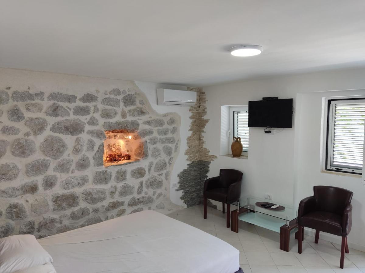 Villa Amfora Lipci Екстериор снимка