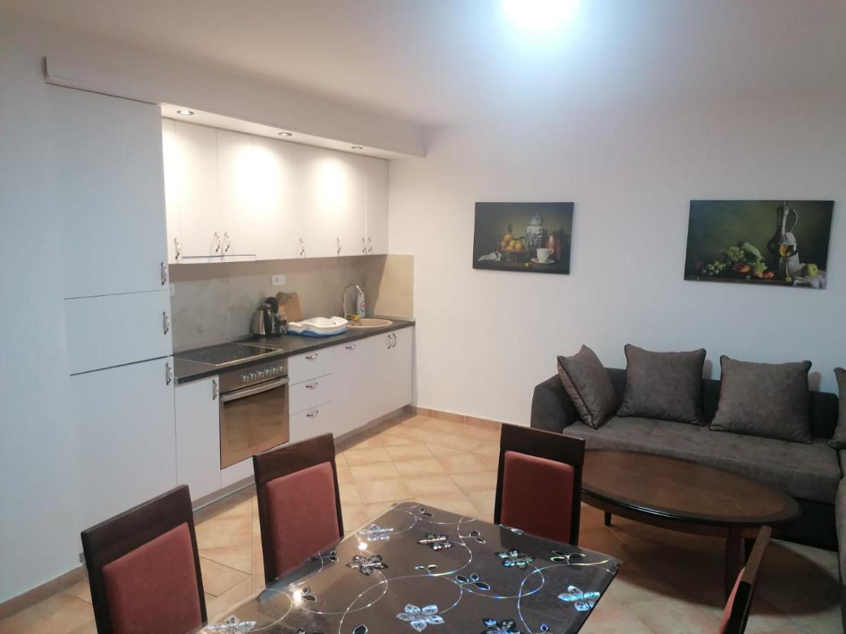 Villa Amfora Lipci Екстериор снимка