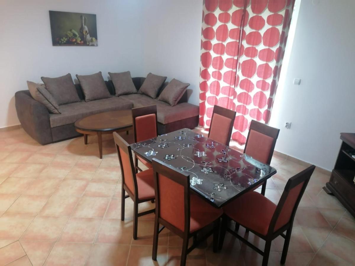 Villa Amfora Lipci Екстериор снимка