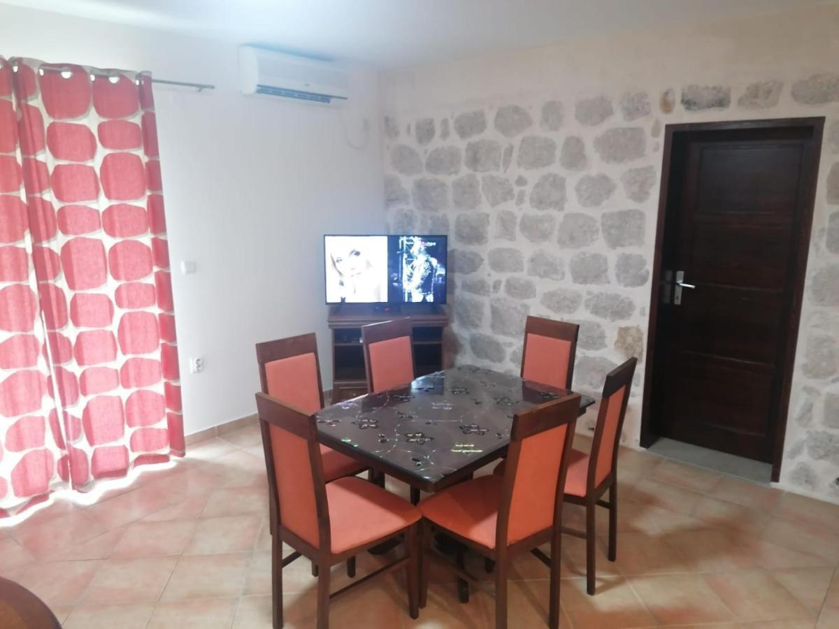 Villa Amfora Lipci Екстериор снимка